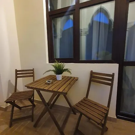 Lejlighed Modern Romana Square 1